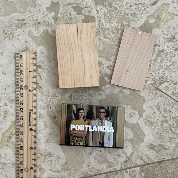 NWOT Portlandia Branded Wooden Holder - Picture 3 of 7